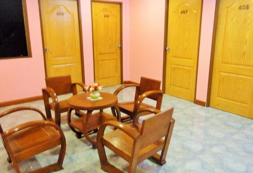 فندق Thepparat Lodge Krabi