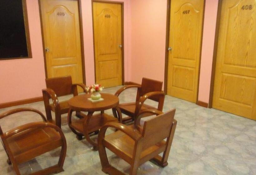 فندق Thepparat Lodge Krabi