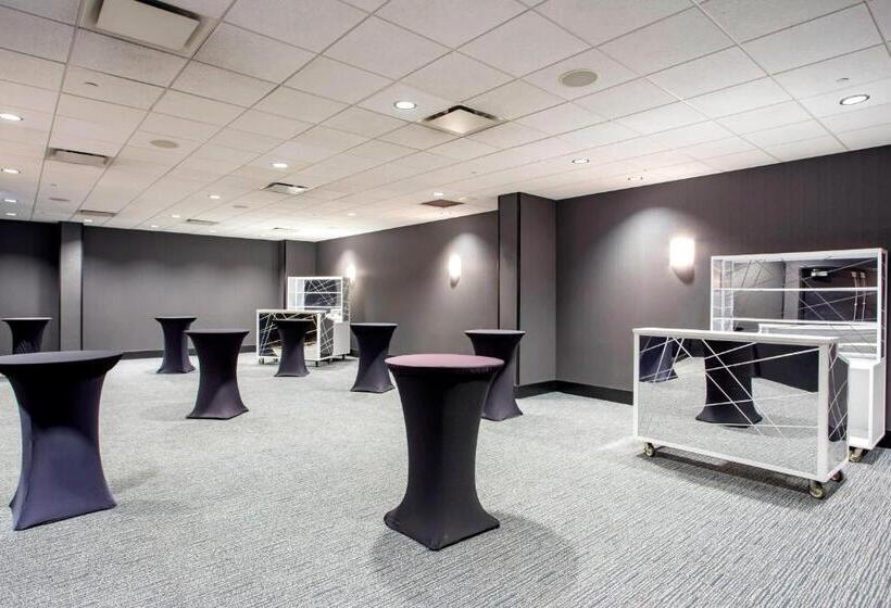 هتل W Chicago  Lakeshore