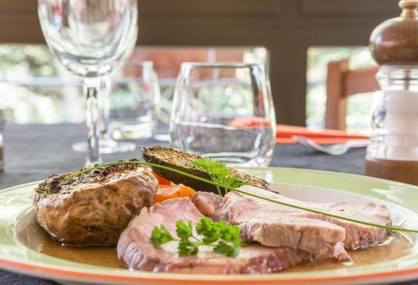 Logis Hotel Restaurant Auberge Les Rives De L Arzon