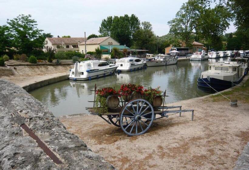 مُتل Myriam Vias Plage