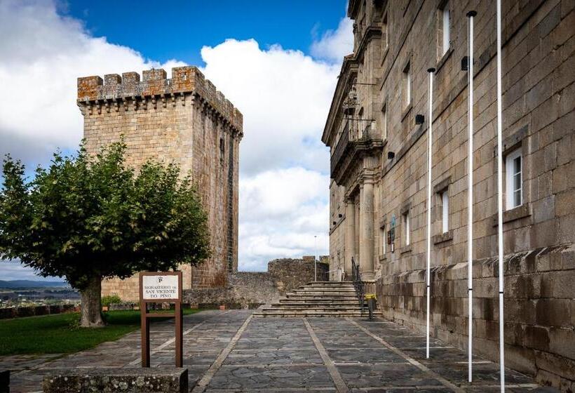 Parador De Monforte De Lemos