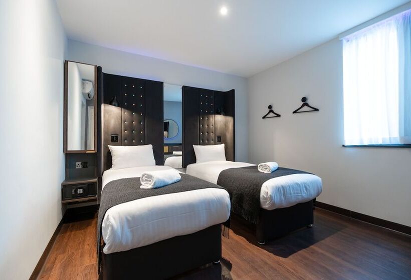 Point A London Liverpool Street