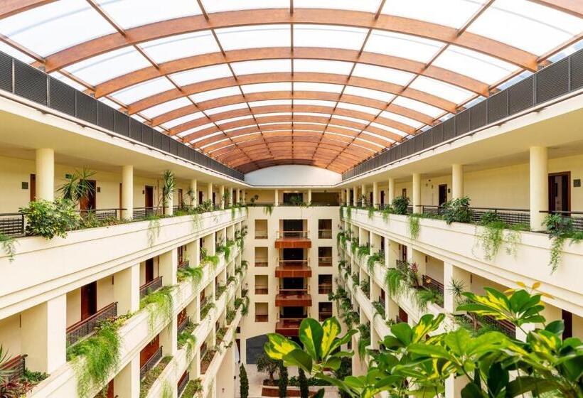 Puerto Antilla Grand Hotel