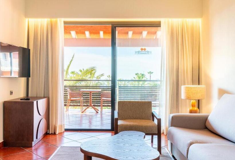 Puerto Antilla Grand Hotel