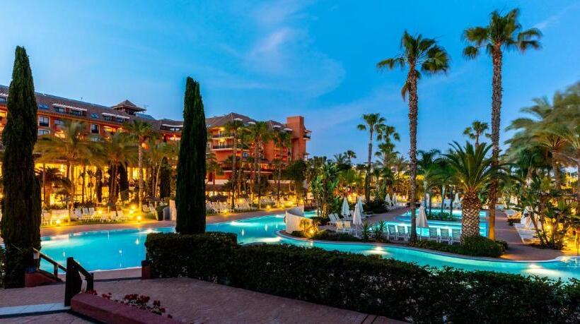 Puerto Antilla Grand Hotel