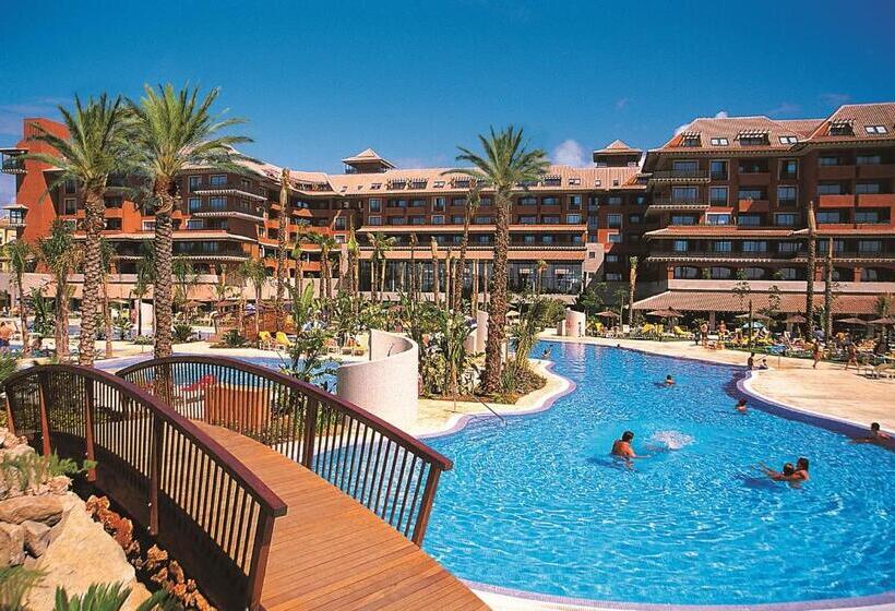 Puerto Antilla Grand Hotel