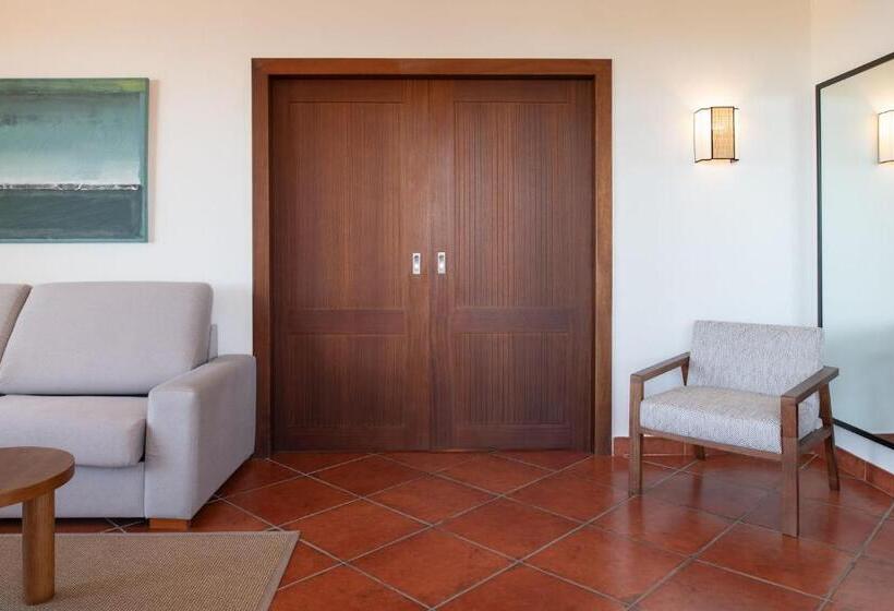 Puerto Antilla Grand Hotel