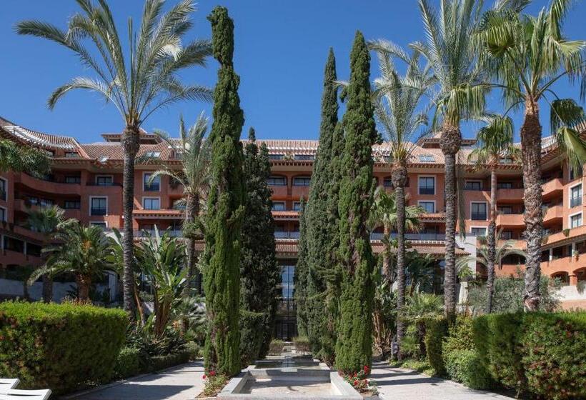 Puerto Antilla Grand Hotel