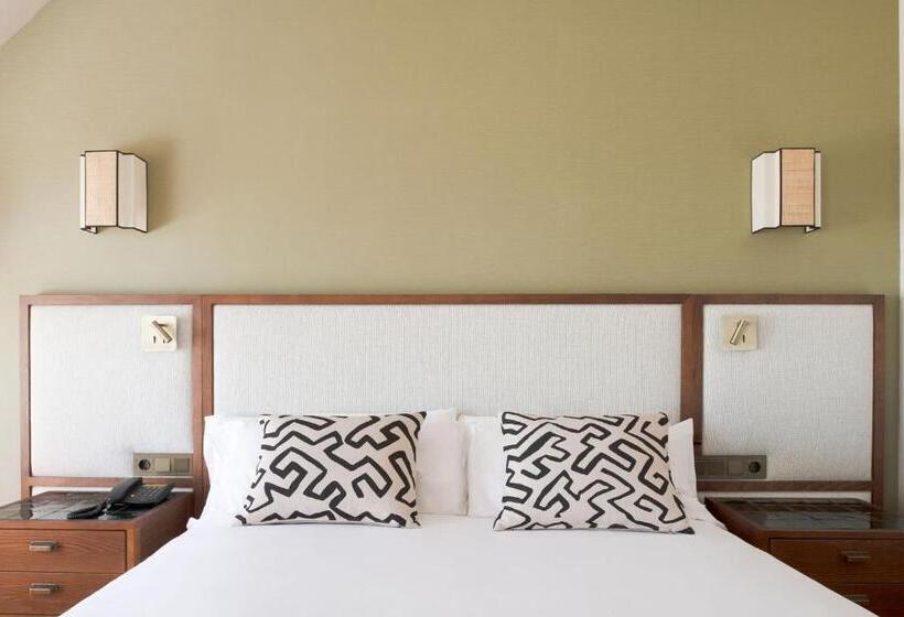 Puerto Antilla Grand Hotel