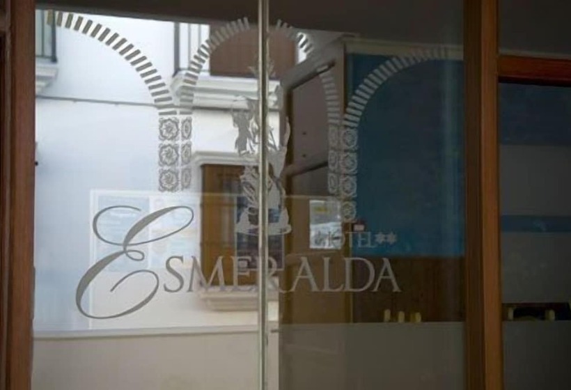 レジデンス Esmeralda