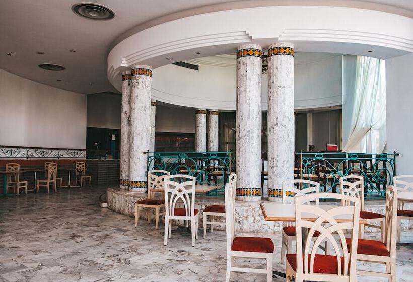 استراحتگاه Tej Marhaba