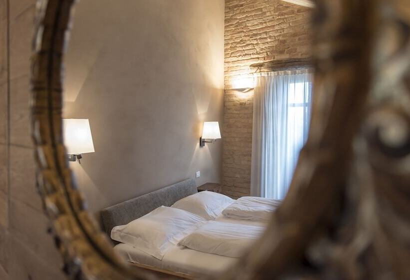 Sunstar Hotel Piemont Castello Di Villa