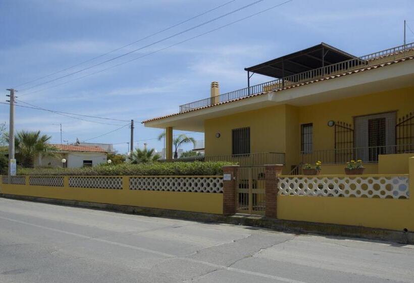 B&b Fiori Gialli Caucana