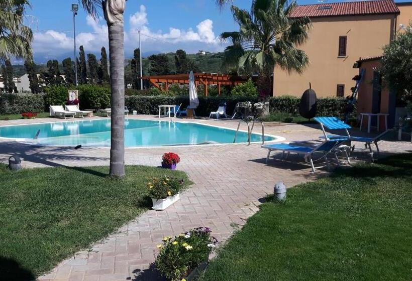 Bed and Breakfast Beb Oasi Marina