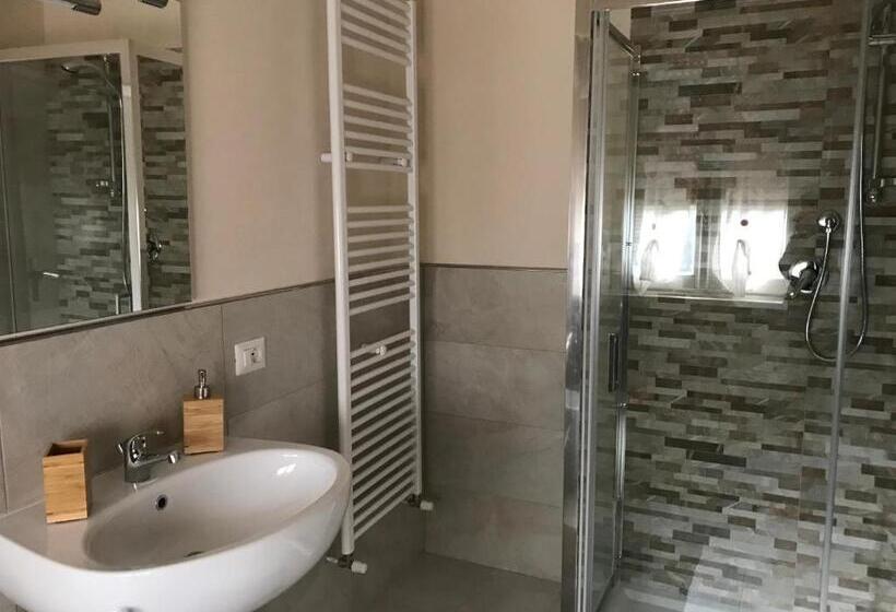 تختخواب و صبحانه Bed&breakfast Benedetta