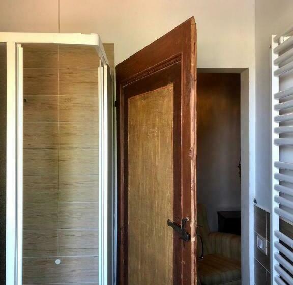 تختخواب و صبحانه Fontebella