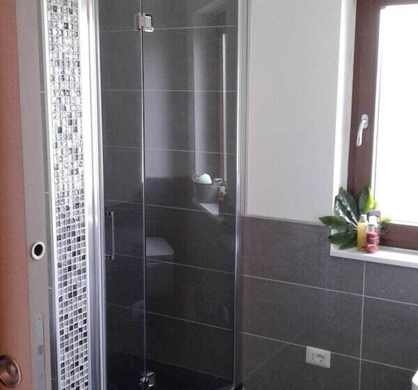 تختخواب و صبحانه La Bella Vista