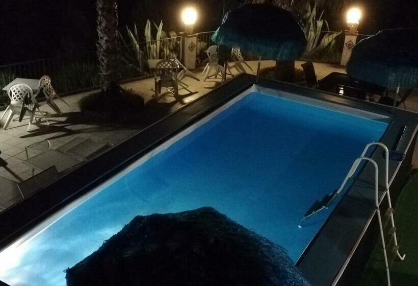 مبيت وإفطار La Casa Del Melograno