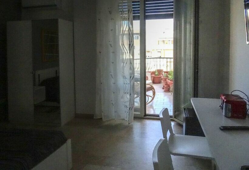 تختخواب و صبحانه Quadrifoglio Verde