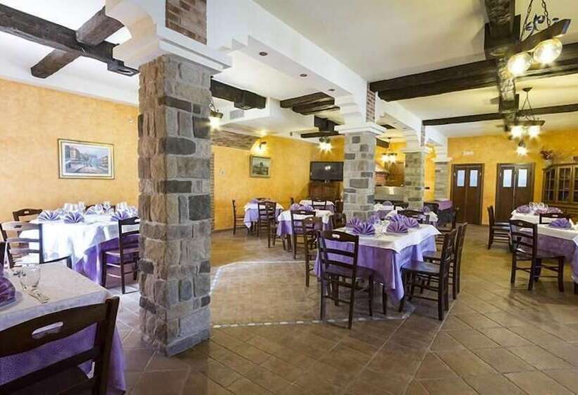 مبيت وإفطار Ristorante Albergo Al Pergolato