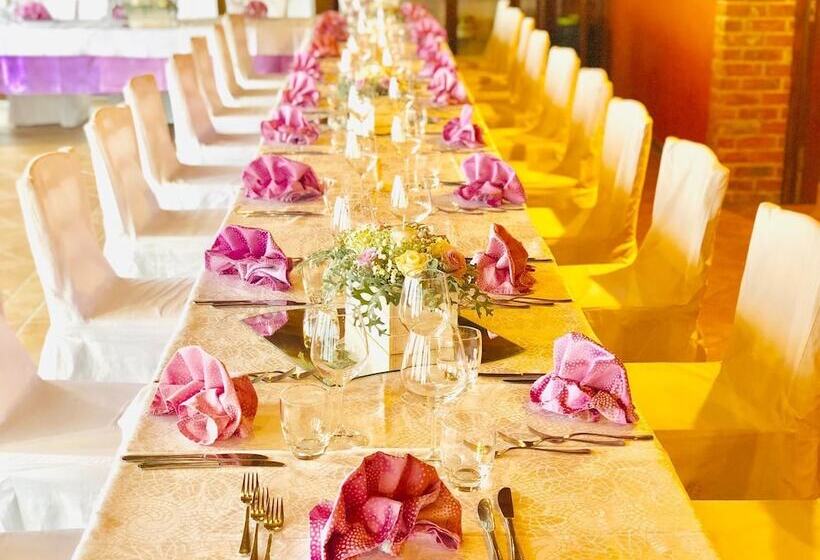 مبيت وإفطار Ristorante Albergo Al Pergolato