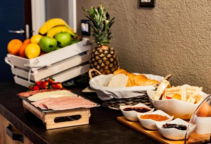 צימר Travel Station Bedandbreakfast