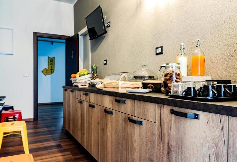 צימר Travel Station Bedandbreakfast