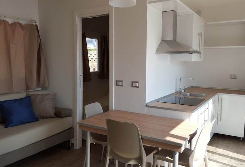 Отель Campeggio Delle Rose