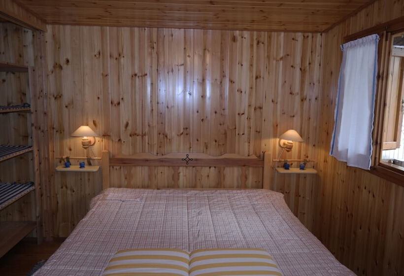 Отель Campeggio Delle Rose