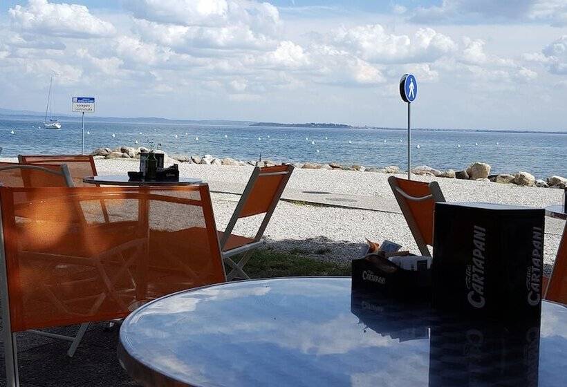 Отель Campeggio Delle Rose