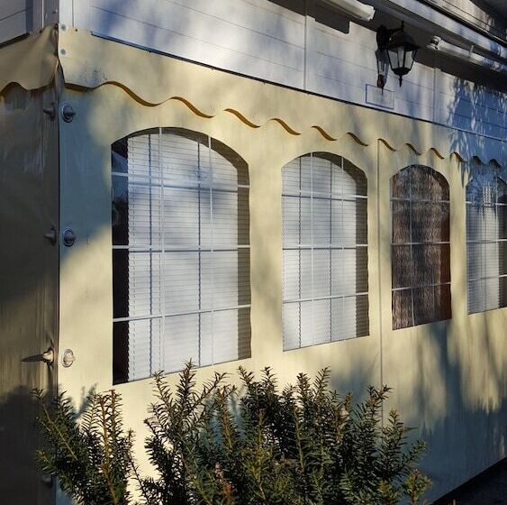 Отель Campeggio Delle Rose