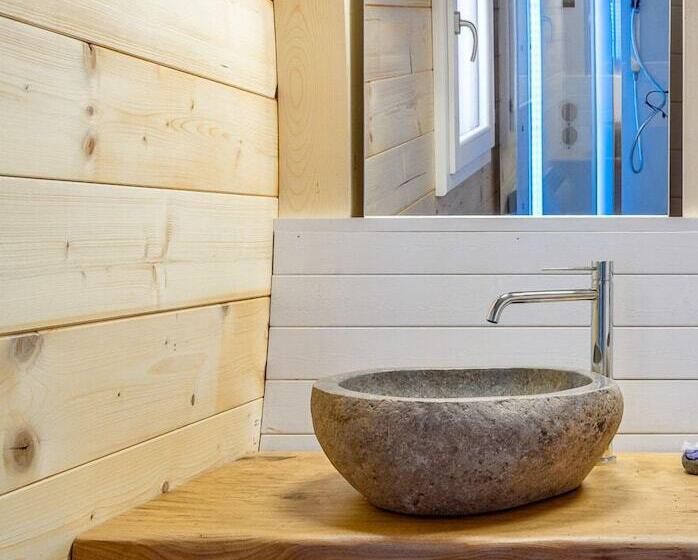 בית מלון כפרי Campeggio Parco Dei Castagni Srl