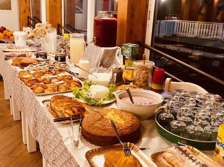 בית מלון כפרי Campeggio Parco Dei Castagni Srl