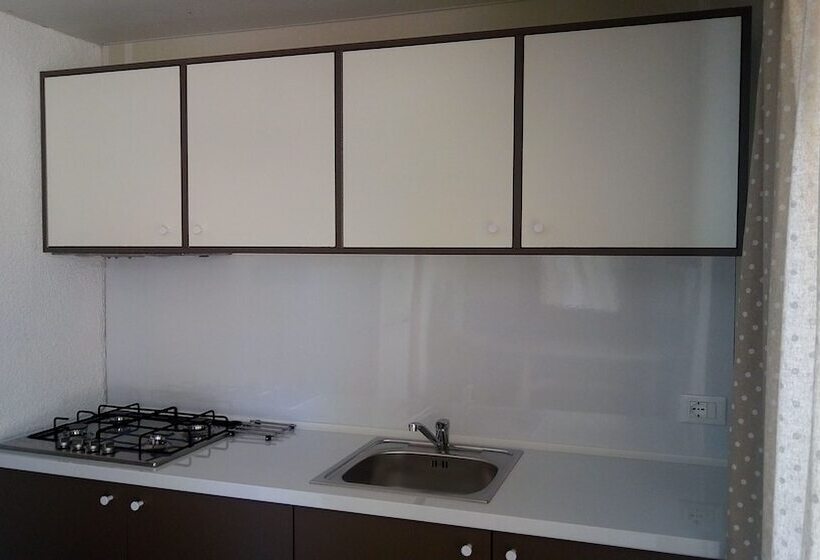 Отель Camping Campo Dei Fiori