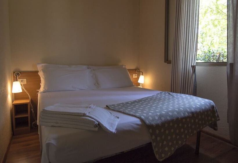 Отель Camping Campo Dei Fiori