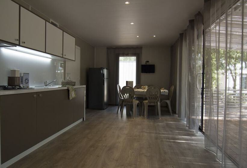 Отель Camping Campo Dei Fiori