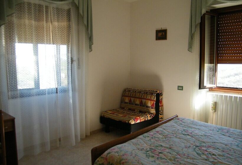 فندق ريفى Agriturismo La Vecchia Fontana