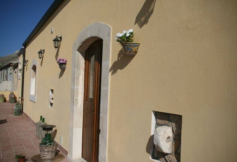 교외 호텔 Agriturismo Monte Criscione