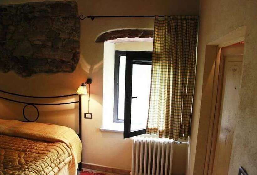فندق ريفى Agriturismo Tisignana