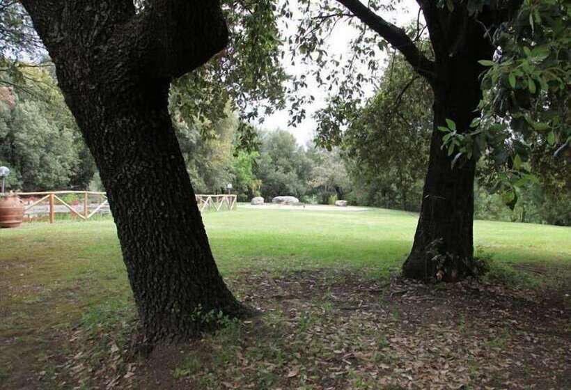 فندق ريفى Agriturismo Tisignana