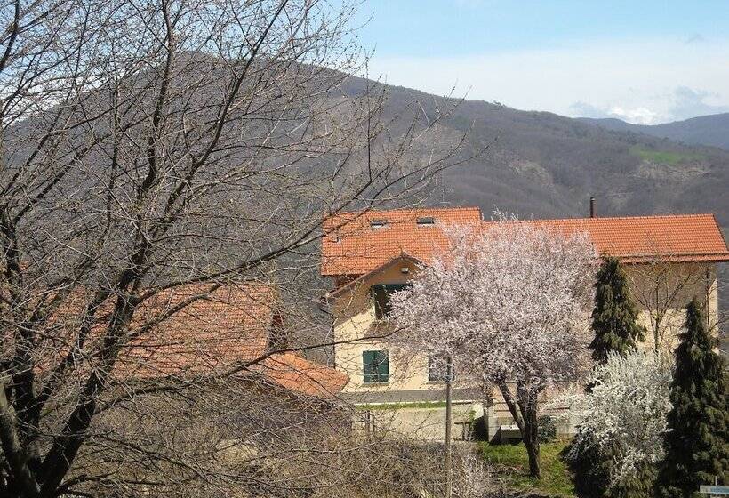 乡村酒店  Azienda Agrituristica Lavagè