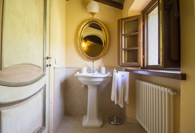 Сельский отель Maestà Del Sasso