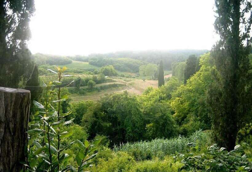 田舎風ホテル Podere Castagno