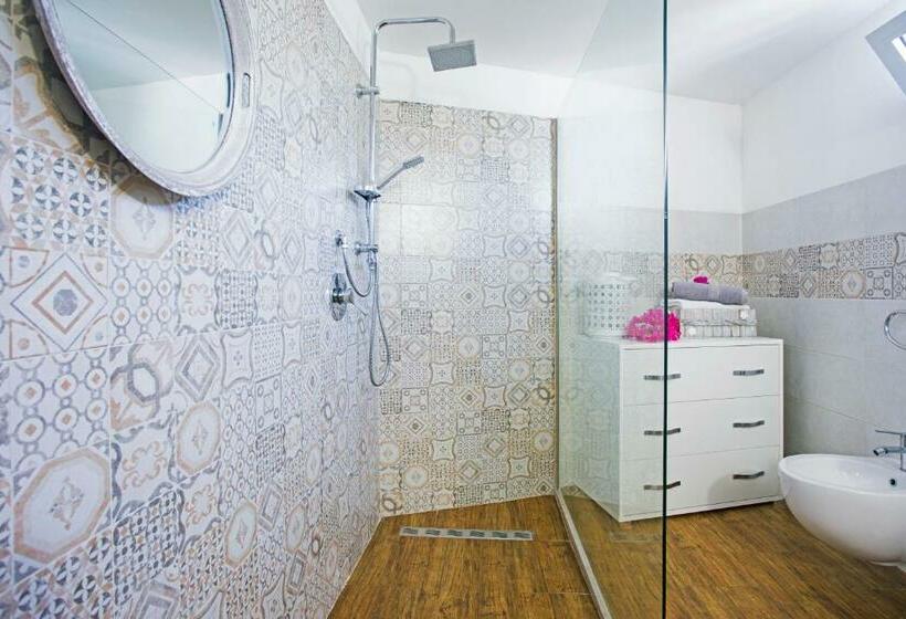 بنسيون Le Volte Apartments