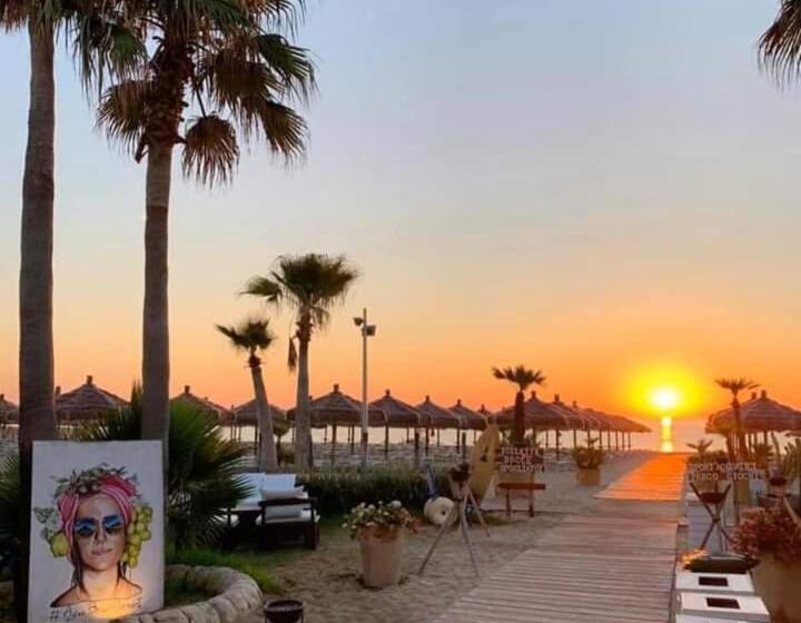 پانسیون Casa Maritrì Locazione Turistica