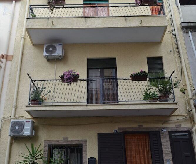 פנסיון Jolly House Bolognetta