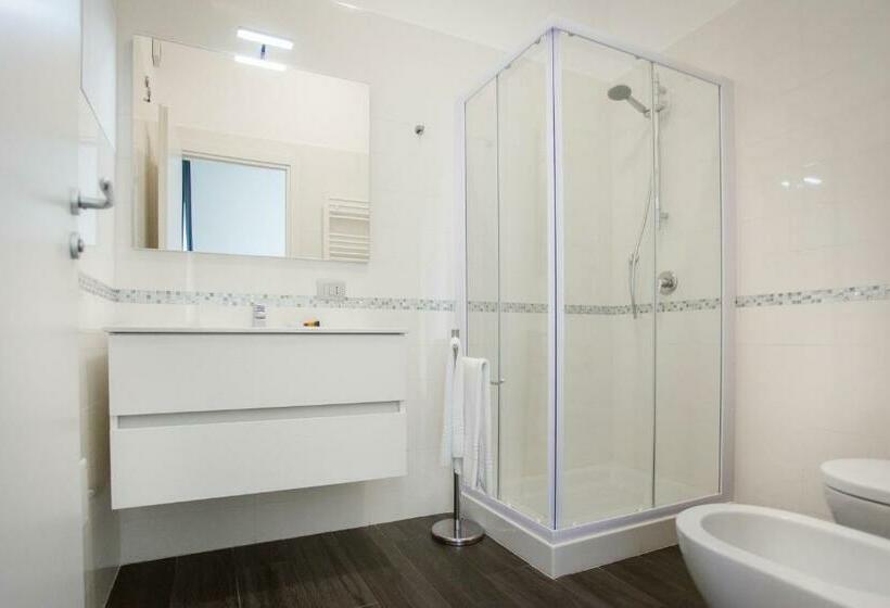 膳宿费 Rosella S Rooms