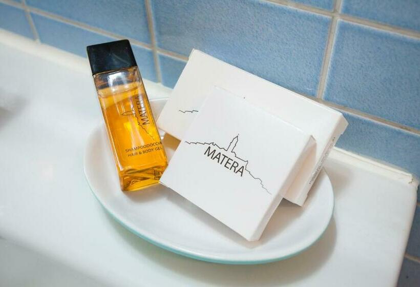 膳宿费 Rosella S Rooms