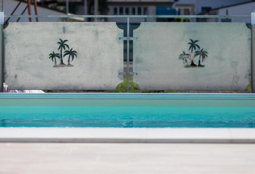 بنسيون Veda Elegant Rooms